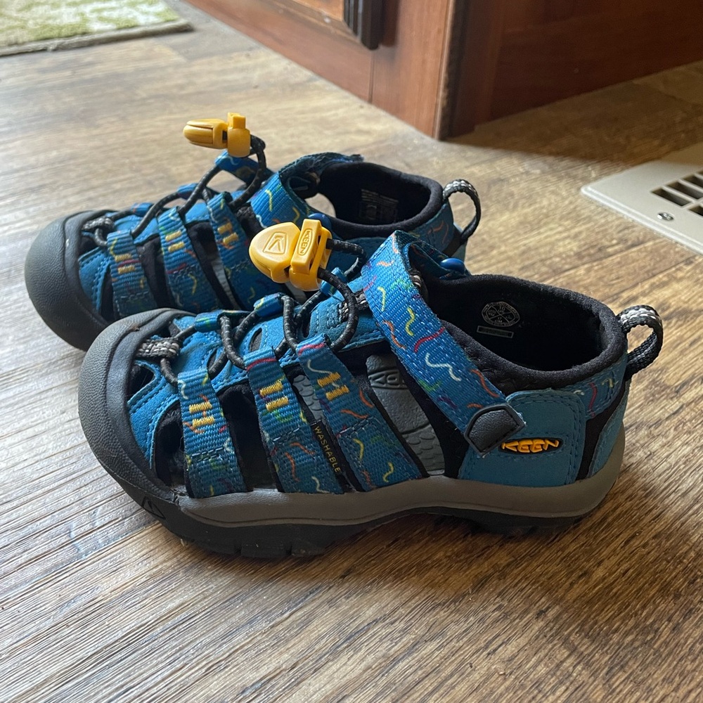 Keen Blue Sandals Versatile Outdoor Comfort